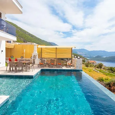 Vila Ayshe-deniz, Doga Ve Huzur Hepsi Birarada Kaş